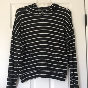 🥰AMERICAN EAGLE PLUSH STRIPED LONGSLEEVE🥰